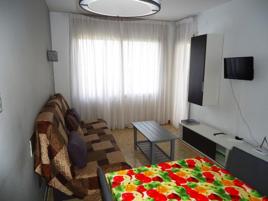 Apartaments Playas Lloret -Famous Family Resort Fenals Beach Льорет-де-Мар Экстерьер фото
