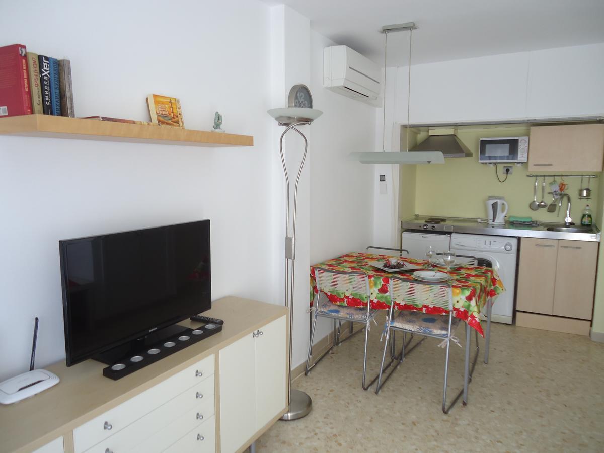 Apartaments Playas Lloret -Famous Family Resort Fenals Beach Льорет-де-Мар Экстерьер фото