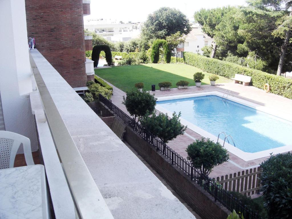 Apartaments Playas Lloret -Famous Family Resort Fenals Beach Льорет-де-Мар Экстерьер фото