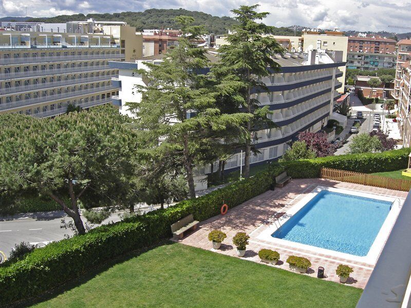 Apartaments Playas Lloret -Famous Family Resort Fenals Beach Льорет-де-Мар Экстерьер фото